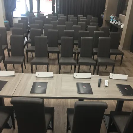 Pam Fully Renovated 4* Niza